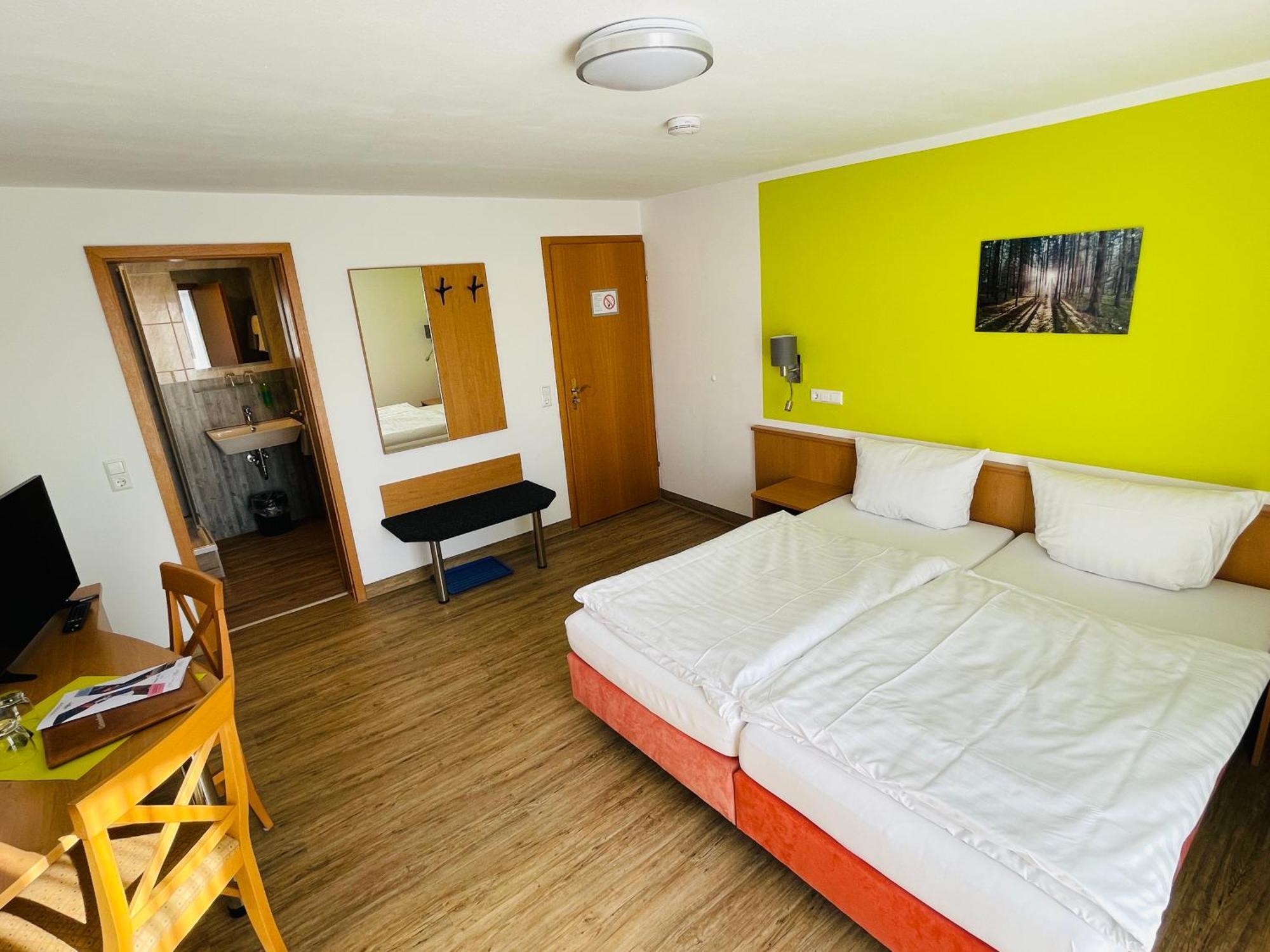 Landhotel Karin 프로이덴슈타트 객실 사진