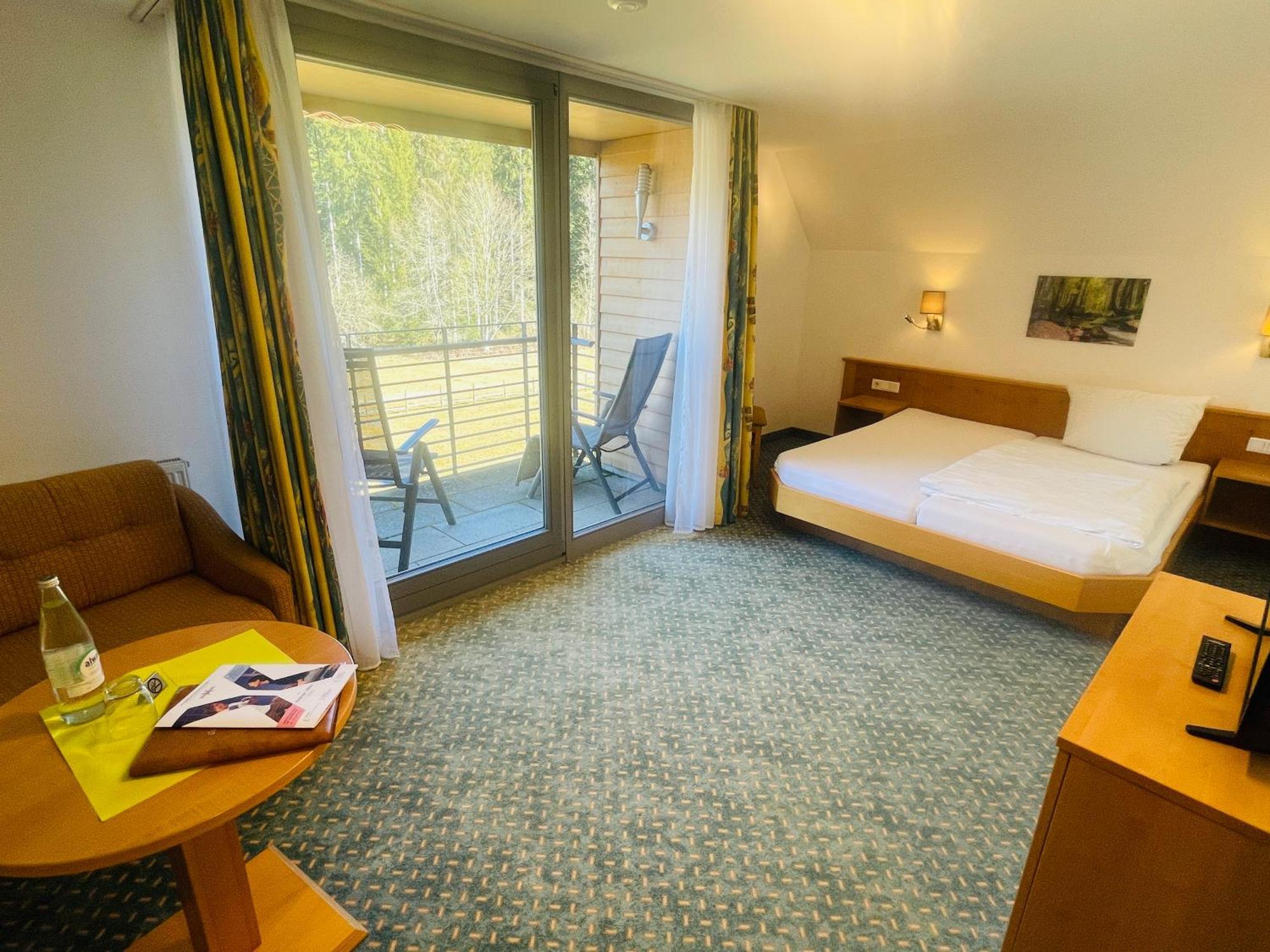Landhotel Karin 프로이덴슈타트 객실 사진
