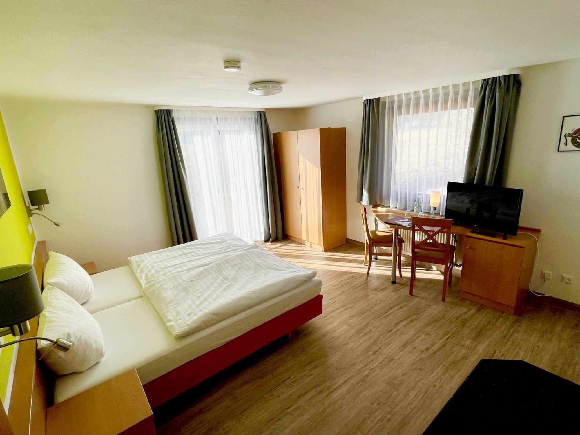 Landhotel Karin 프로이덴슈타트 객실 사진